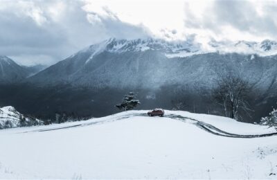 Conduite avec la Mercedes AMG GT 63 S : le test sur les routes de montagne